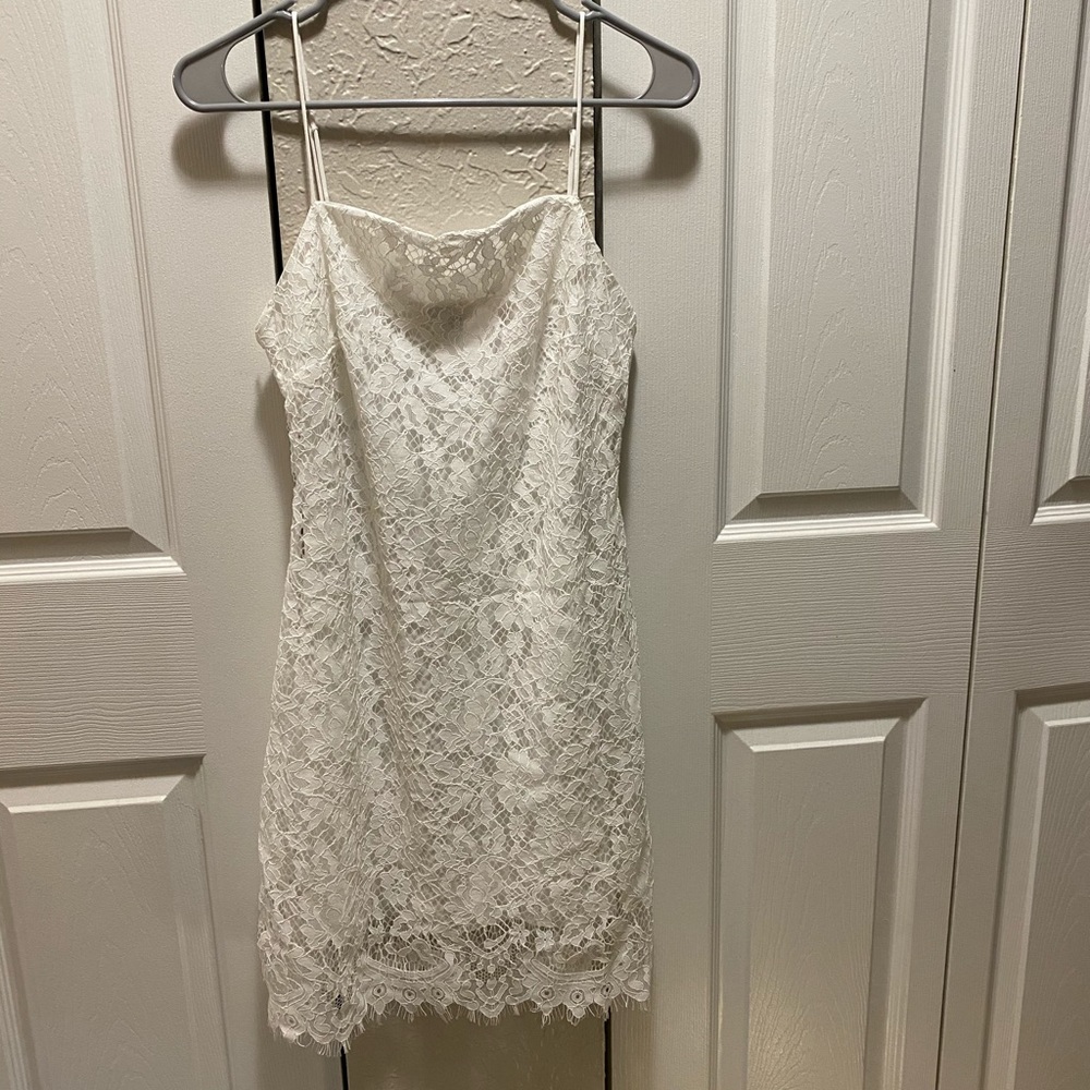 BRAND NEW beautiful lace dress